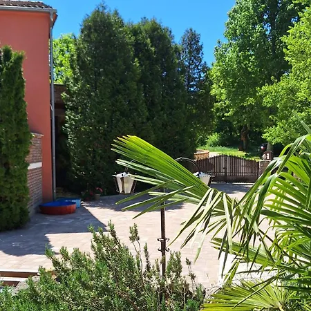 Haus Rudi- Rustikalna Oaza Mira Villa *