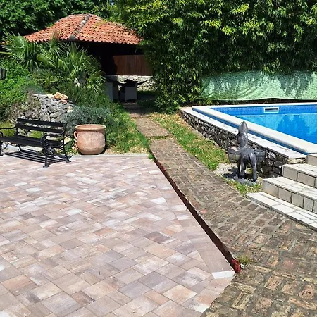 Haus Rudi- Rustikalna Oaza Mira Vila Kršan